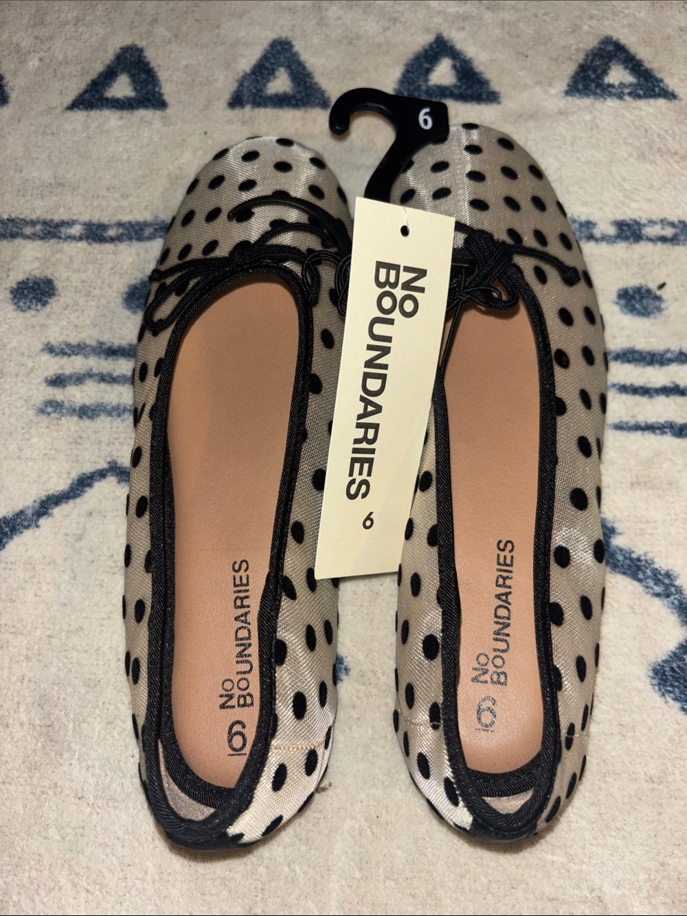 No Boundaries Women's Polka Dot Mesh Ballet Flats! SIZE 6! BRAND NEW!